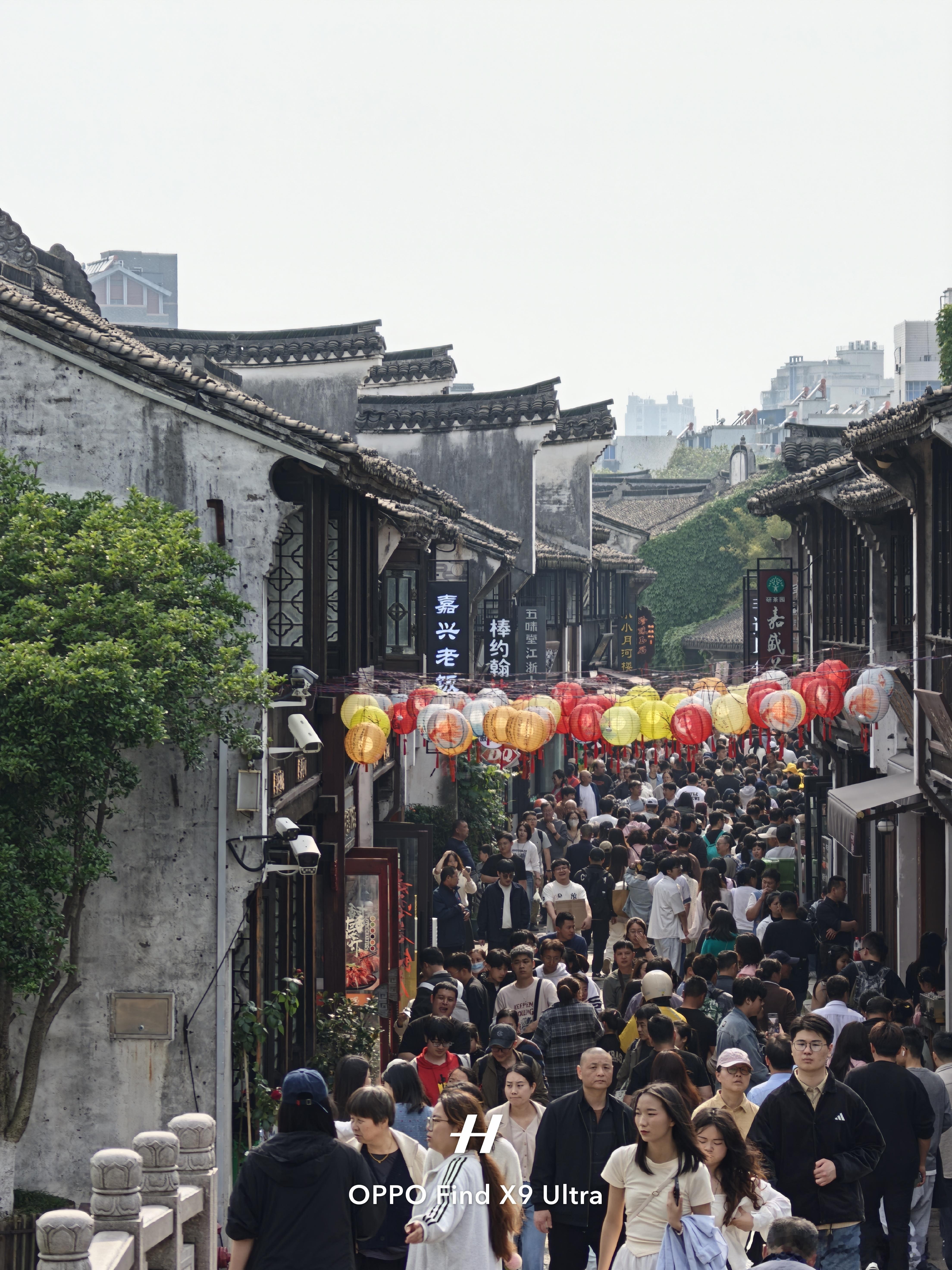 这是我第一次买OPPO手机，这台X9 Ultra做唯一主力机使用了十天，OPPO