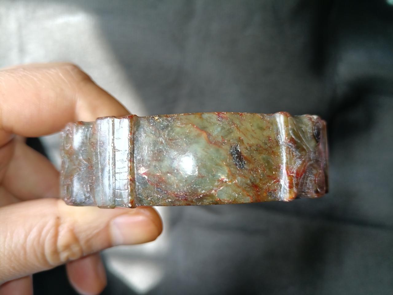 古玩收藏的乐趣有哪些?古玩收藏的乐趣，就是用自身学到的知识与练出的眼力去“捡漏”