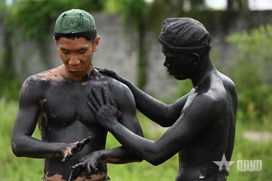 2025年9月越军第4军区第31特工营训练场景军事历史全触达 ​​​