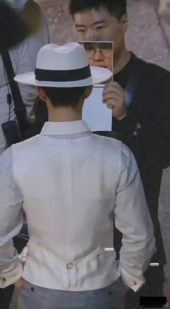 任少白的新衣服，两套都是之前没见过的[流鼻血] ​​​