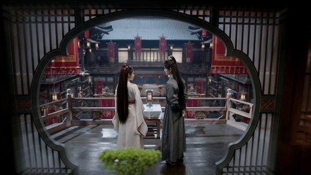 藏在梨花里的深情！萧焕催开满园梨雪哄皇后，爱意藏不住，疯批甜恋让人上头到嘴角上扬