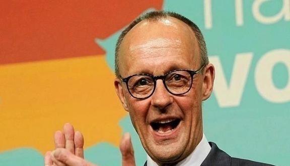 德国外长当着全世界的面，一句话把桌子掀了：我们宁可被美国一脚踹开，也绝不会回头看