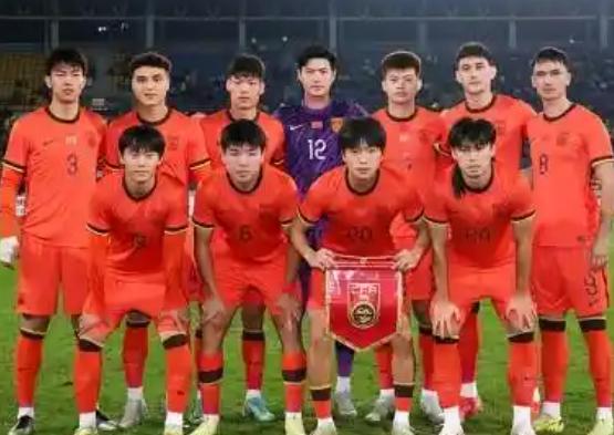 北京时间11月15日，明天的成都熊猫杯国际邀请赛迎来第二轮比赛，赛程安排如下：