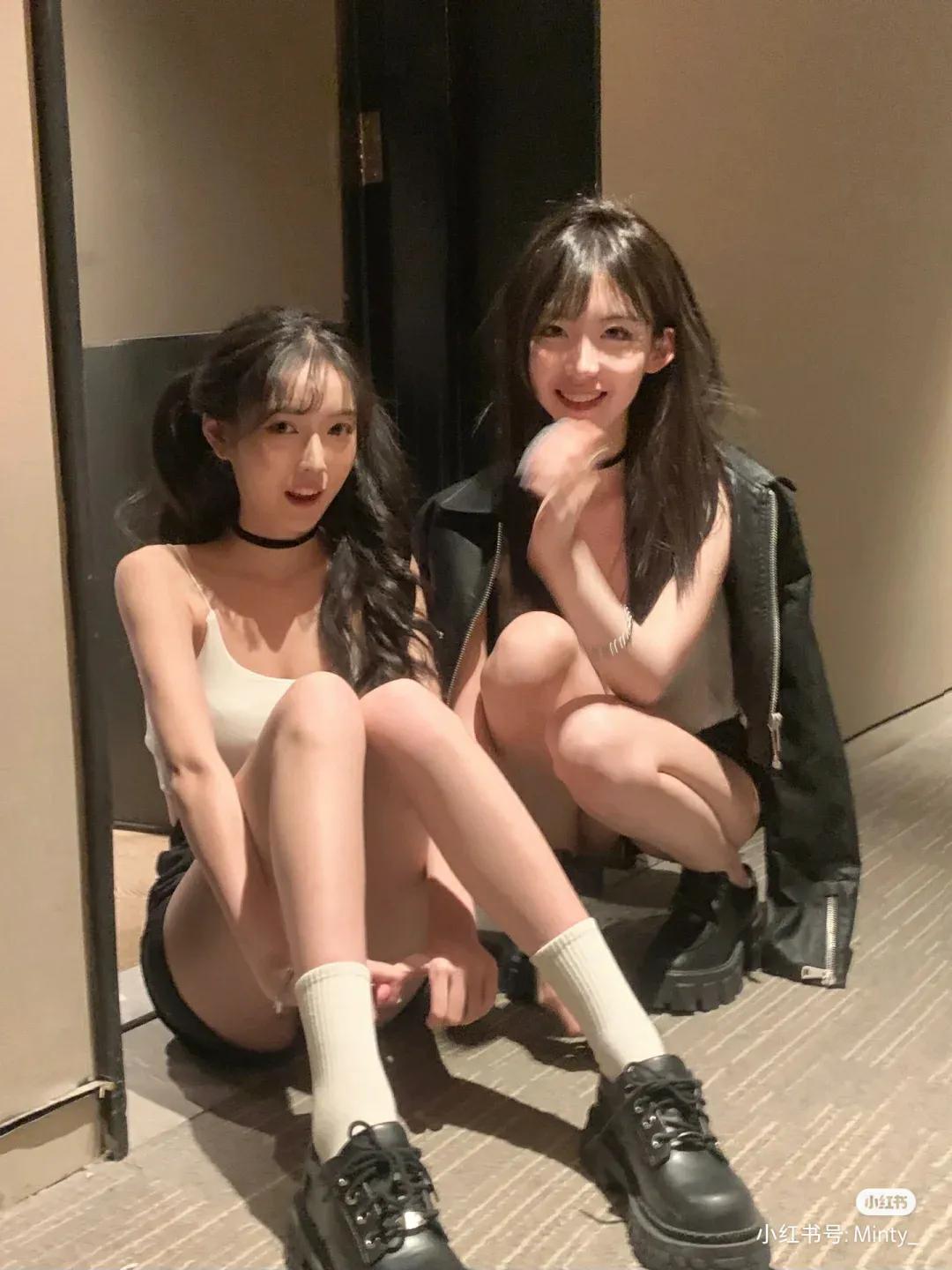 两只没有人要的小猫咪🐱