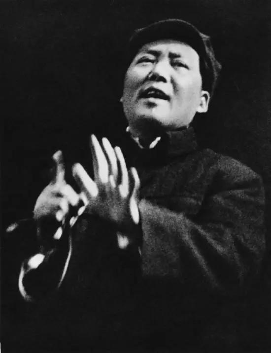 “我们要建立的是无产阶级领导的以工农联盟为基础的人民民主专政……各级政府都要加上