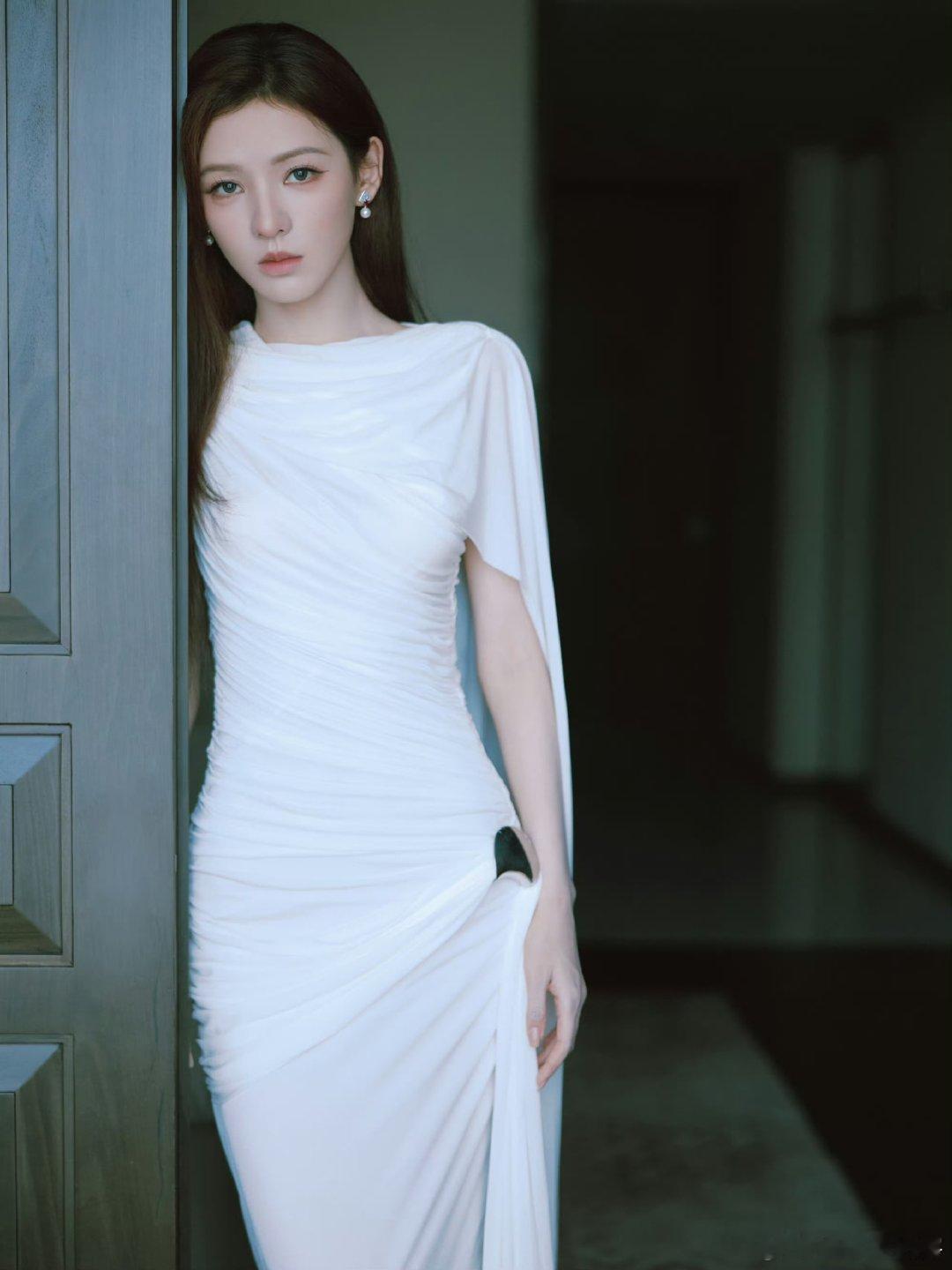 毕雯珺 你闺女睡着了 尚雯婕一句“照顾好我闺女”也太像丈母娘叮嘱女婿了吧！这氛围