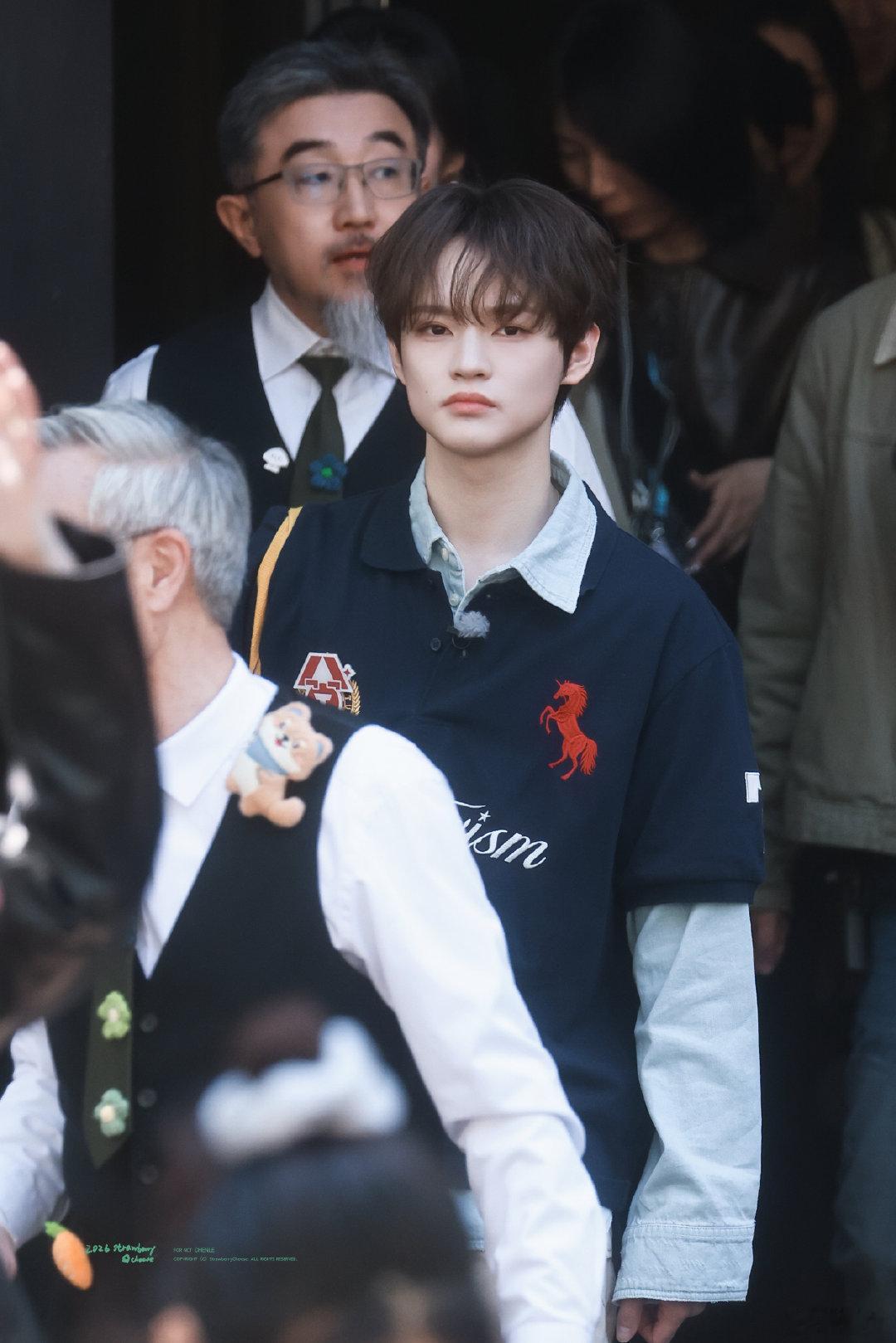 钟辰乐超燃青春的合唱  钟辰乐《超燃的青春的合唱》来咯，清清爽爽，期待舞台