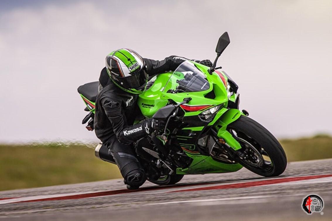 #2024款川崎忍者 ZX-6R即将发布#
北京摩展前夕，川崎官方暗示将推出全新