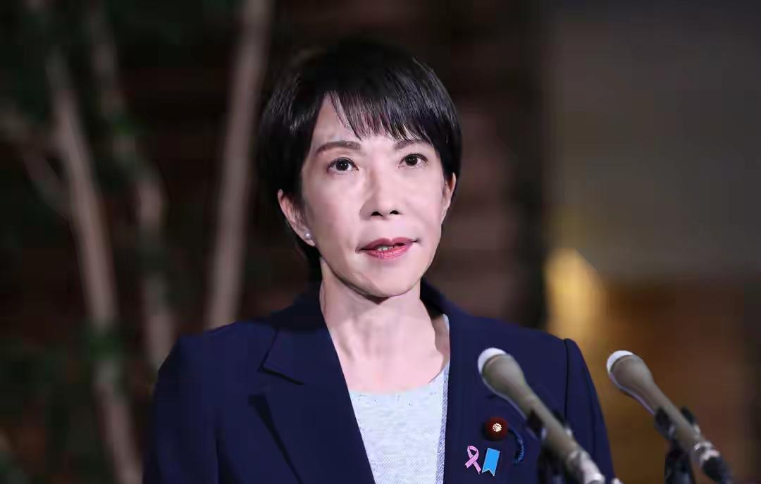 就在刚刚
 
权威媒体突然通报了，某国代表团到访并与我方进行了沟通，相关画面和简