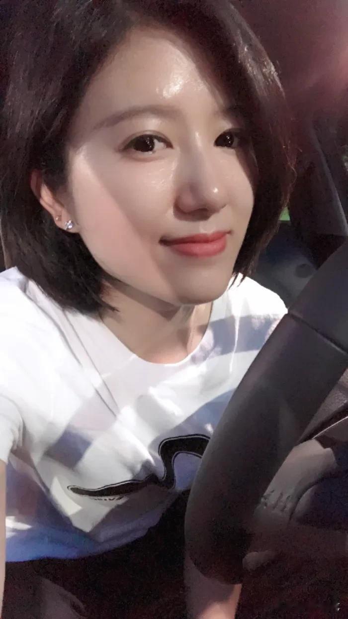 我记得很清楚，应该是九几年的时候，中央台播放的一个电视剧，那会儿我大概十来岁的样