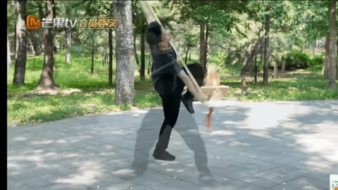 曹骏怎么在舞姬里一眼分辨出刺客 披荆斩棘多年练舞练武沉淀，让曹骏从容应对披荆斩棘