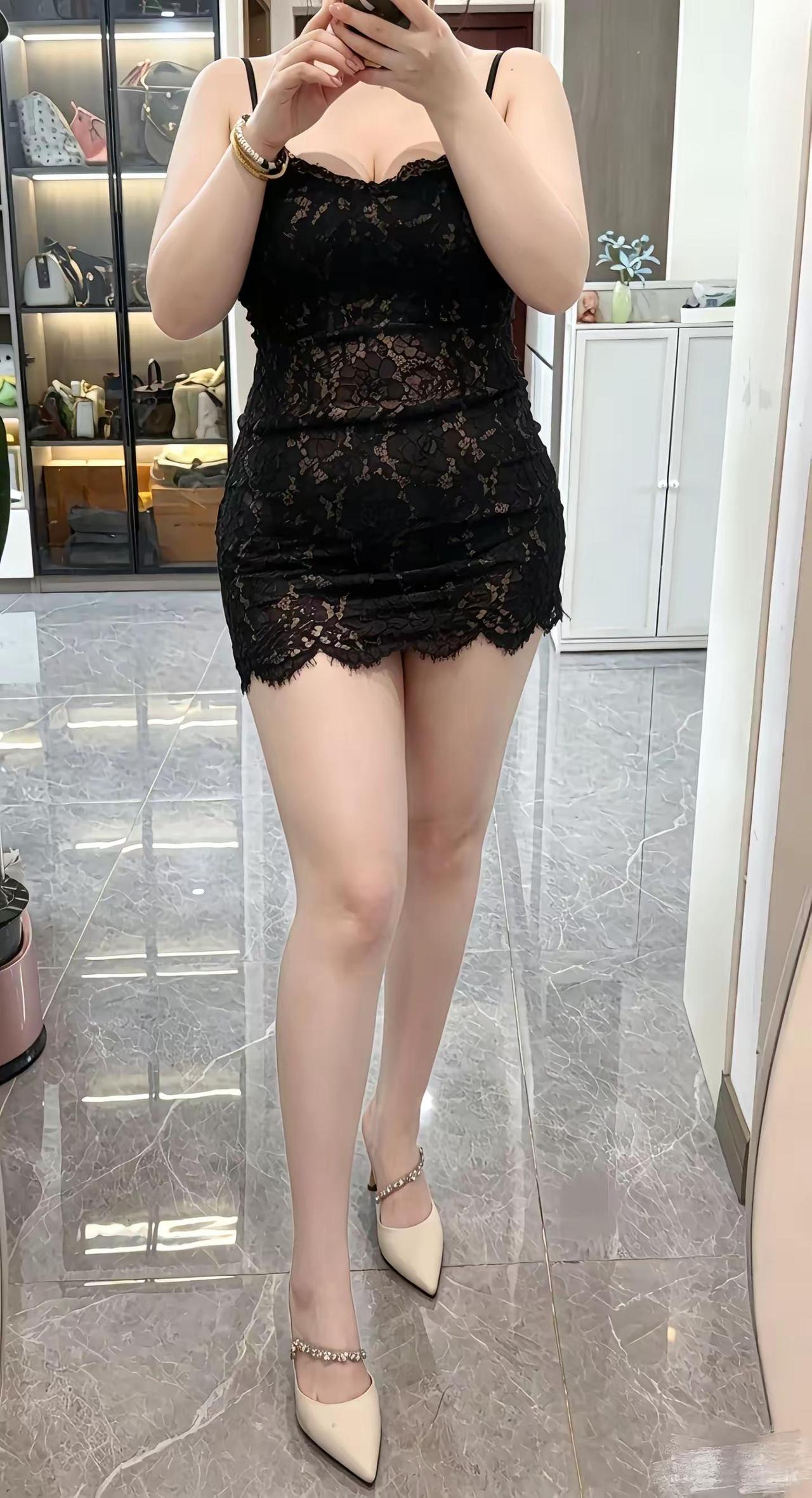 紫色好看？还是黑色？