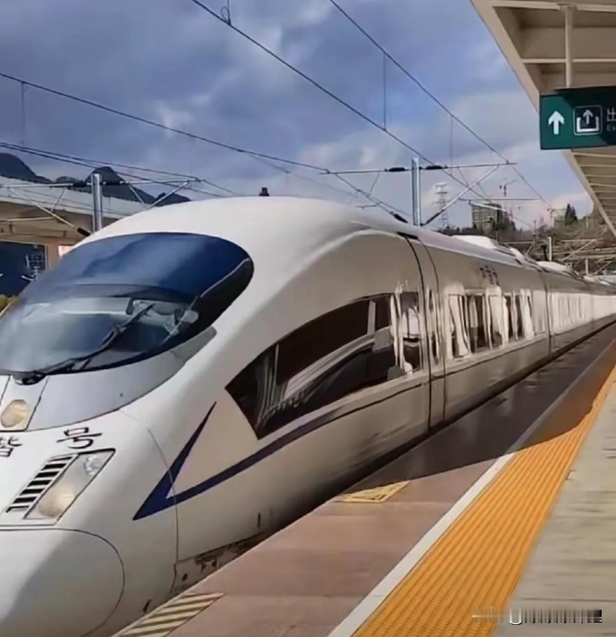 西班牙部长这次算是开了眼，但我看完心里挺不是滋味。

看看那两家对手，德国西门子