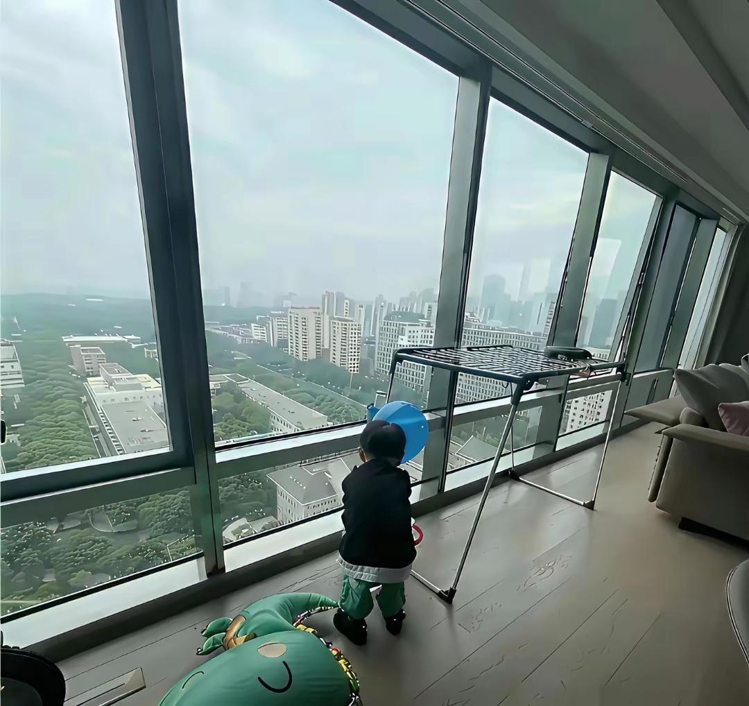 沈腾这大平层房子炫的，我是哑口无言​​​​