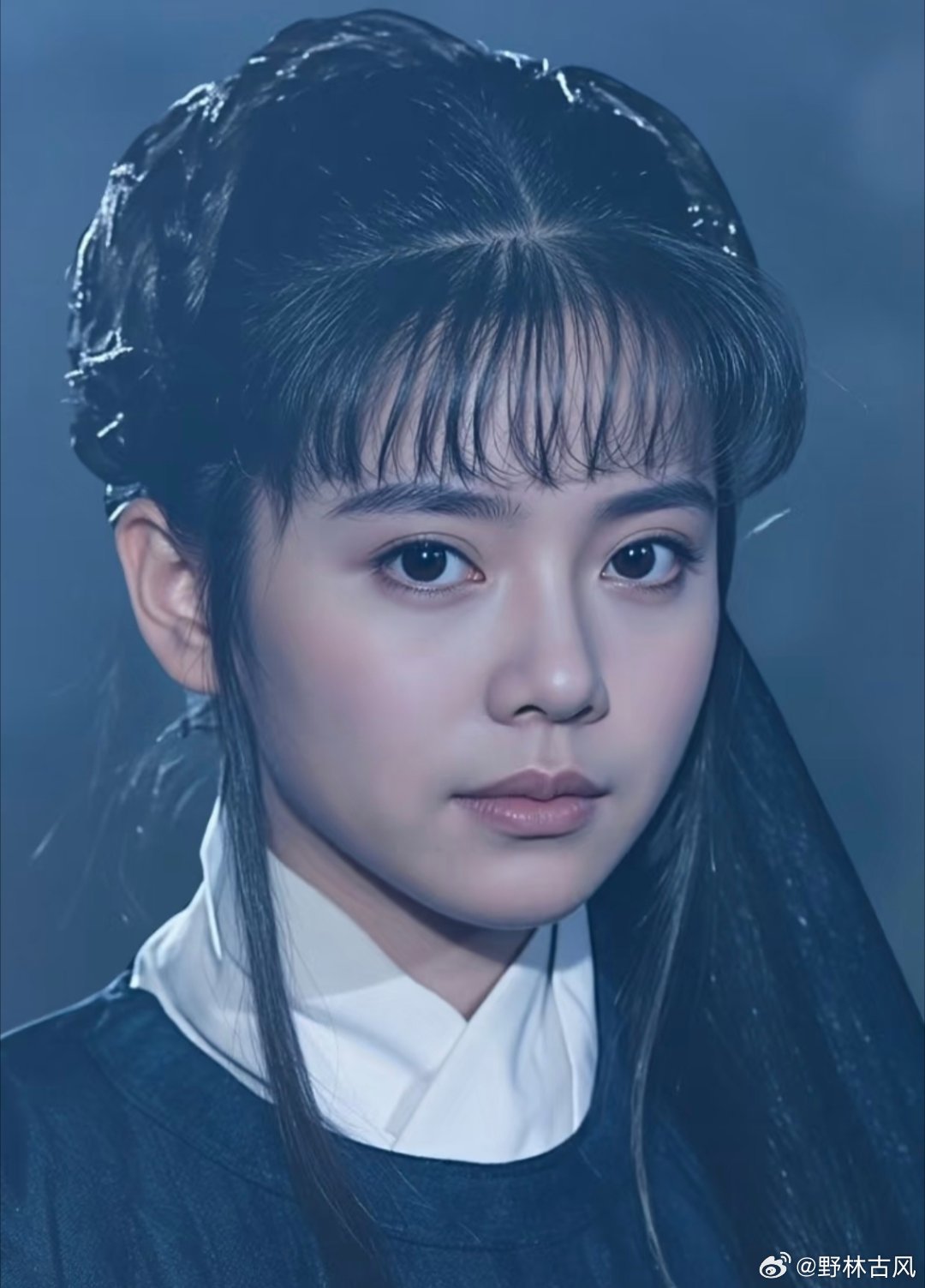 狄莺：胡媚娘，这是最好看的一件夜行衣！ ​​​