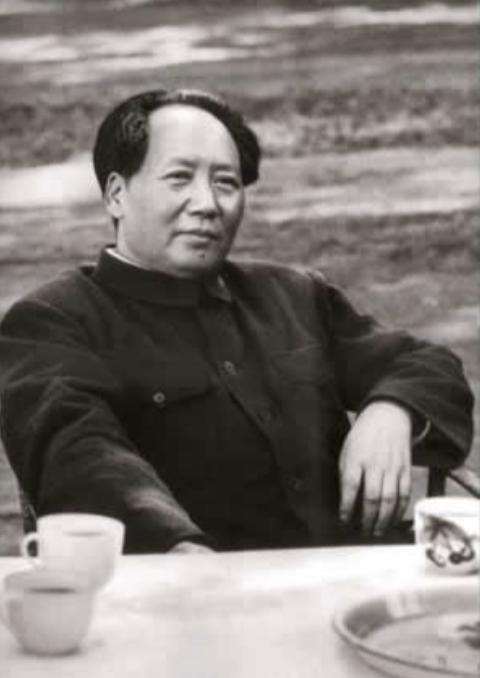 毛主席是统帅、是导师，不是没有原因的。

48年9月的济南城是国民党军在山东的最