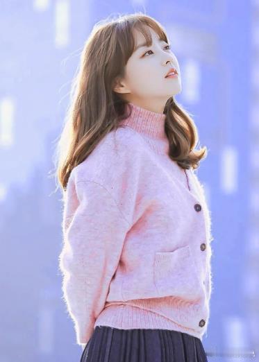 朴宝英因没穿赞助丝袜被禁止走红毯 朴宝英出席《W KOREA》乳腺癌公益活动“L