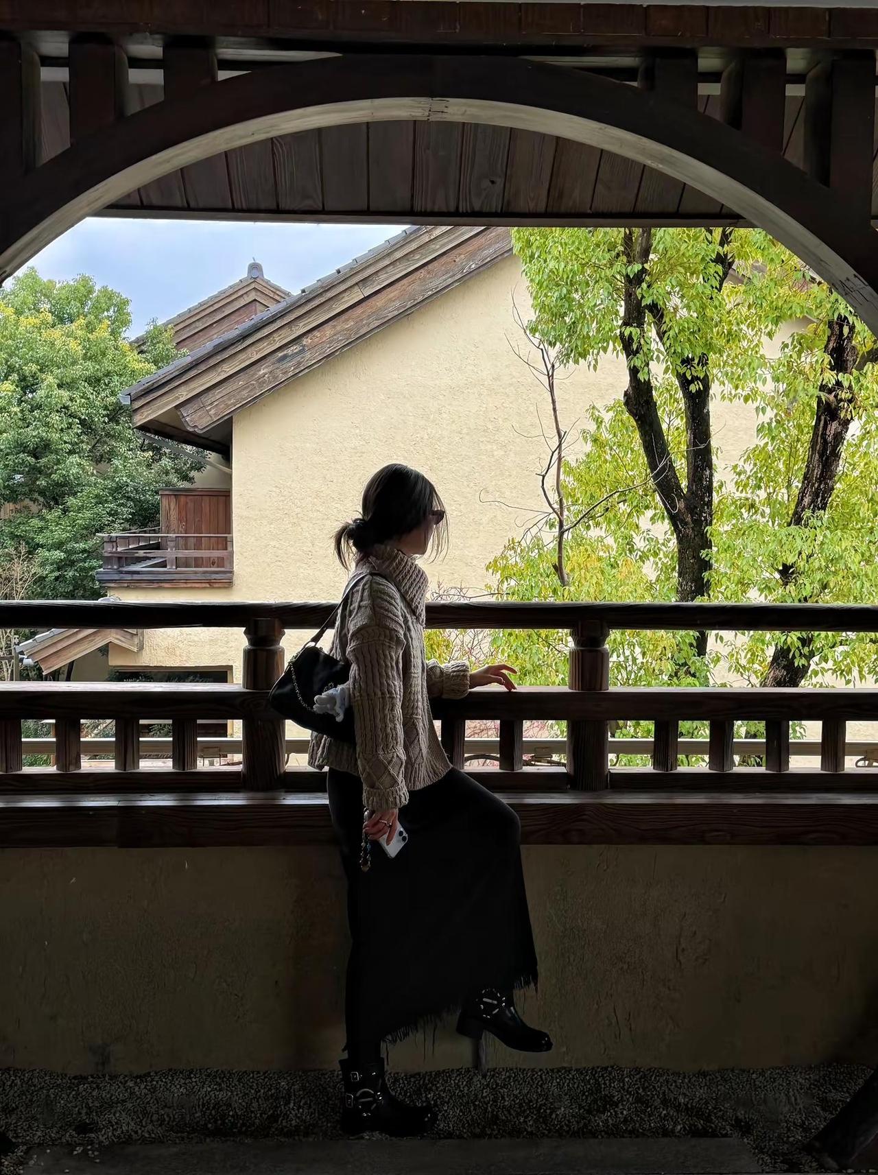 平安是顶级的富贵局 别嫌日子沉闷  那不是平庸 是岁月静好 平安喜乐诸事顺遂