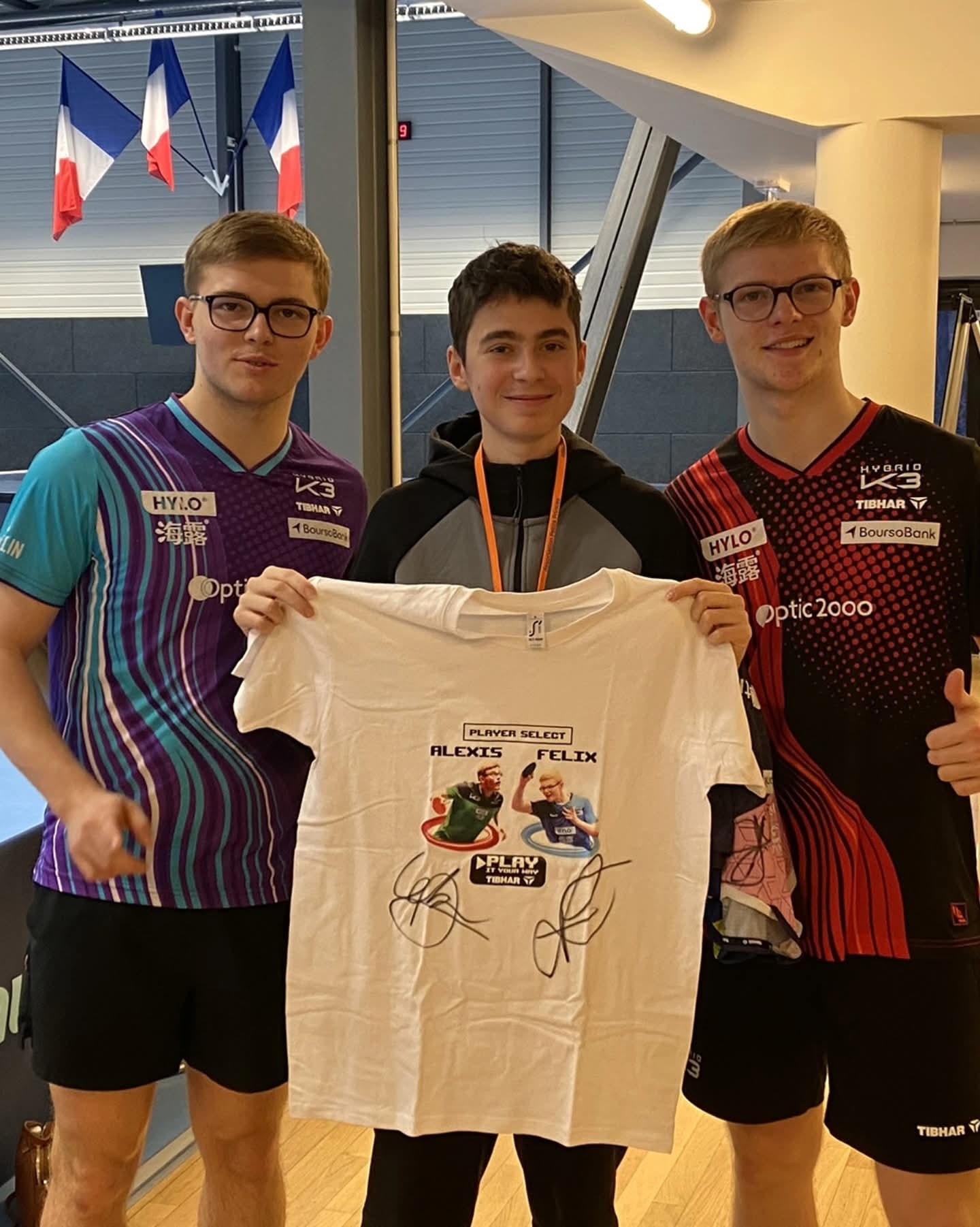 帮小王子协会的粉丝完成心愿 