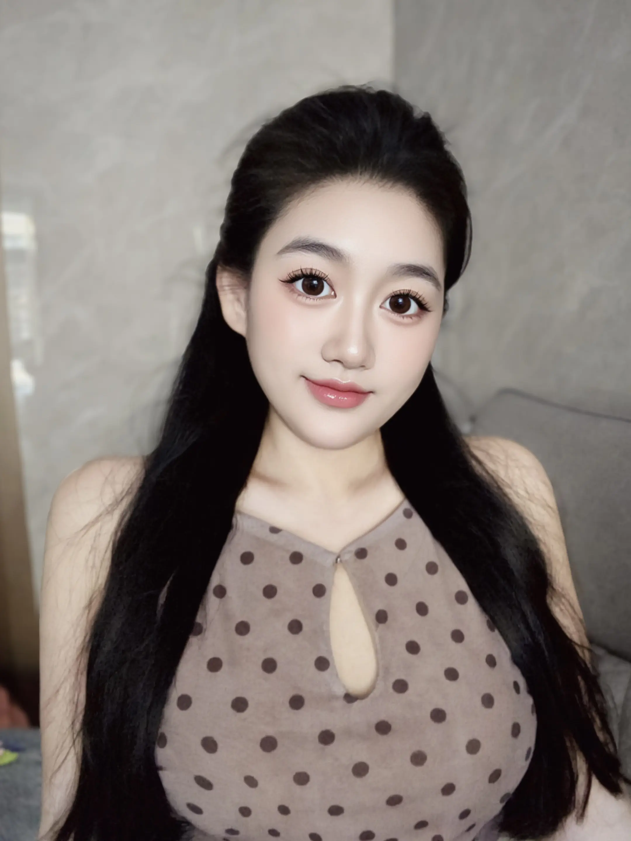 原来我们这种叽叽喳喳话痨，撒娇臭美的烦人精叫花孔雀啊