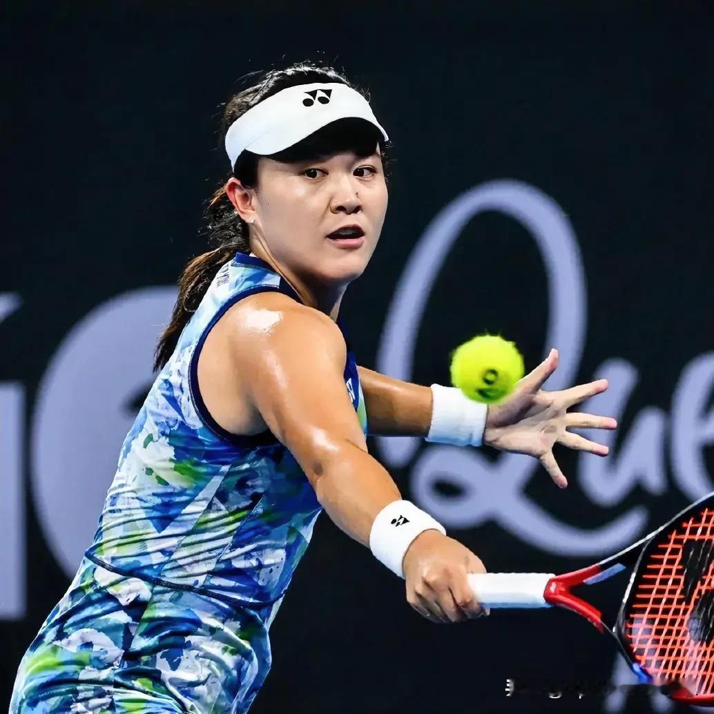 WTA250泰国华欣站，2月1日，朱琳、王雅繁、白卓璇出战女子单打第二轮。
🏟