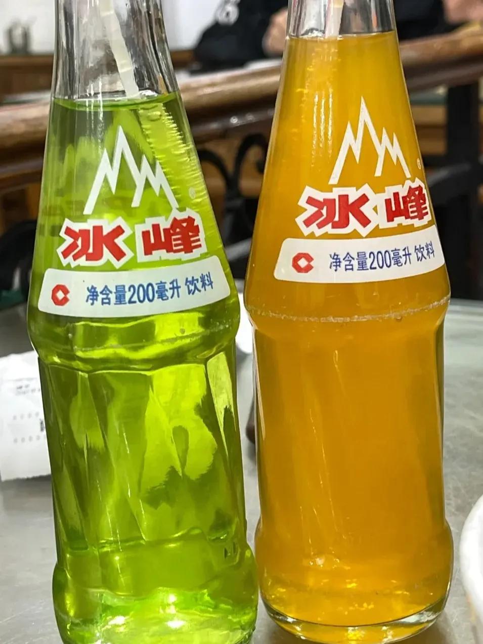 西安人为什么爱喝冰峰？

之前去西安旅游，无论是在西安生活的什么时候，只要外出就