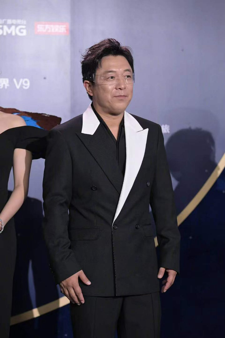 黄渤吴磊领衔主演群星闪耀时 1970年的技术怎么救2035年的危机？这个设定本身