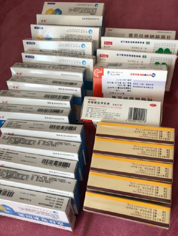 “作为儿子，他却别无选择……”上海三甲ICU医生，为救胃癌晚期母亲，潜入病友群蛰