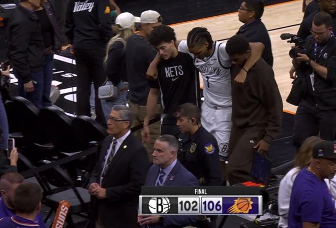 太阳队主场以106-102战胜篮网。本场比赛最后时刻，双方爆发了大规模冲突，共计