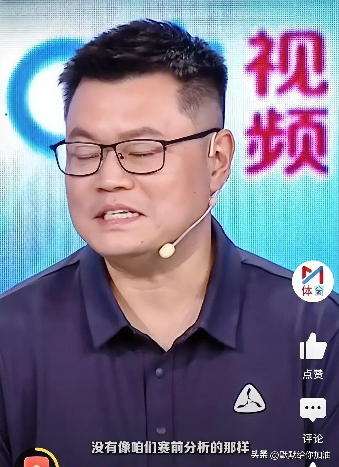 我是“真的佩服”侯英超：打球不好，解说起来“说教”这么多？

侯英超解说的时候：