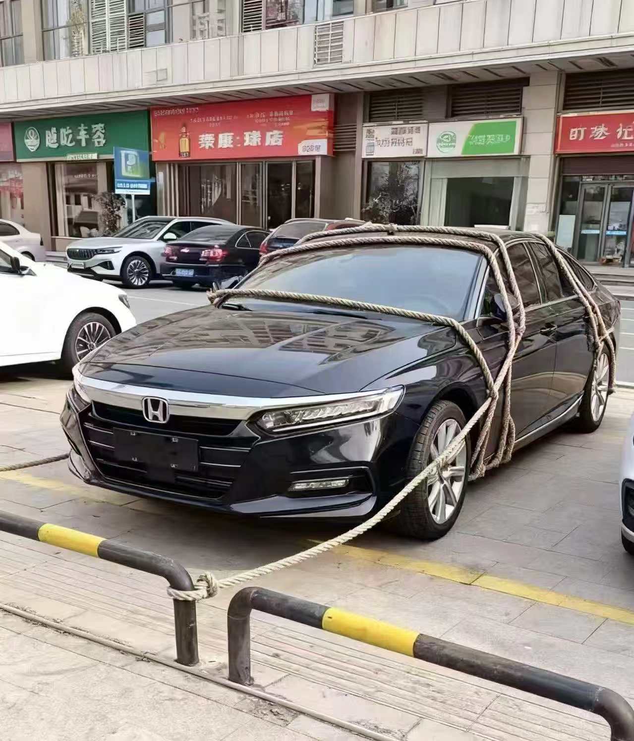 认真做好防风工作的广东人！[笑cry]（转载网图） ​​​