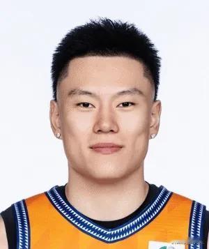 上海队今天为什么从领先20分，被追到只领先1分？就是因为今天上海队三分投的太失常