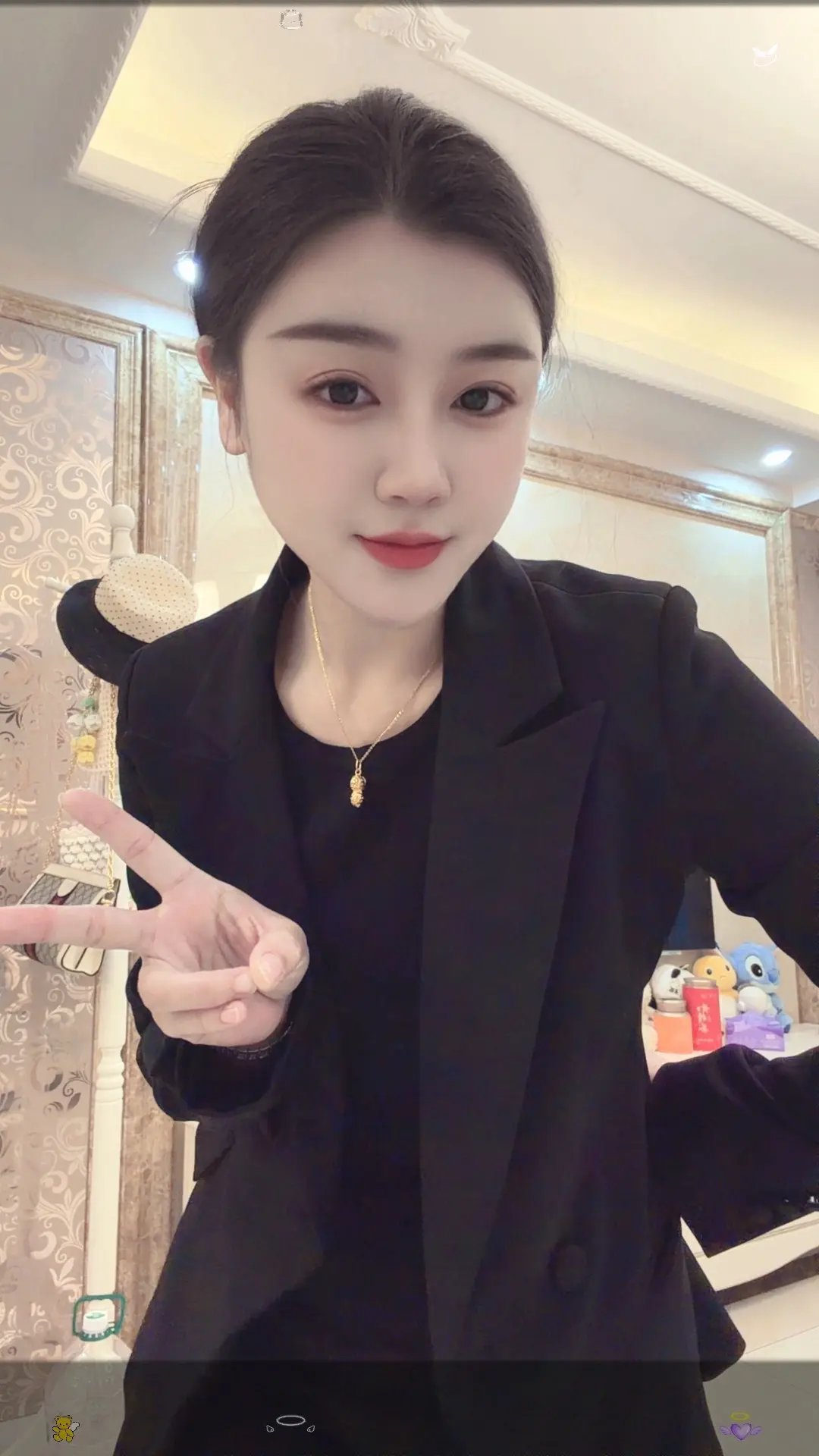 在这个没有人情味的世界里，你对我好，我对你自然也不会差