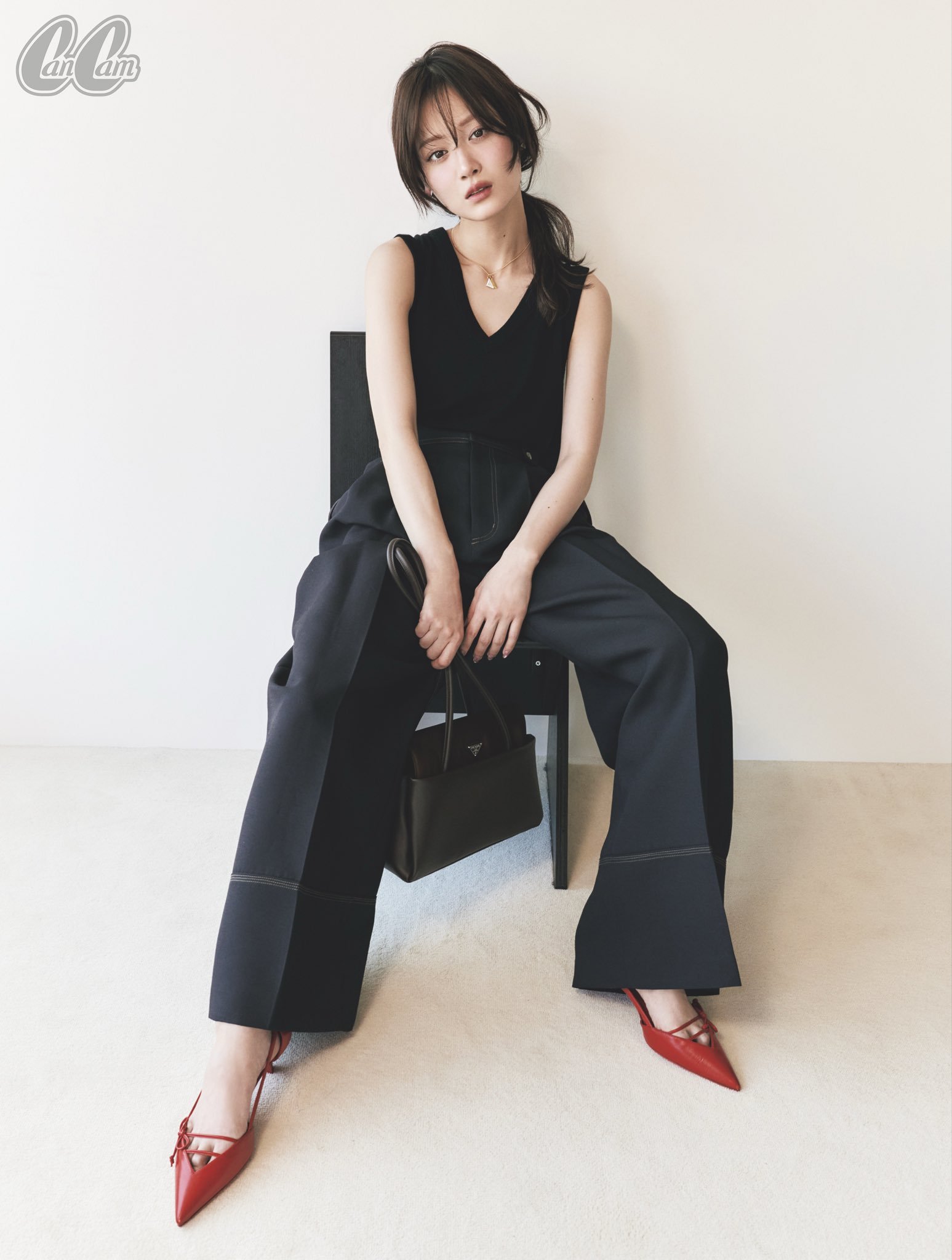 山下美月　CanCam