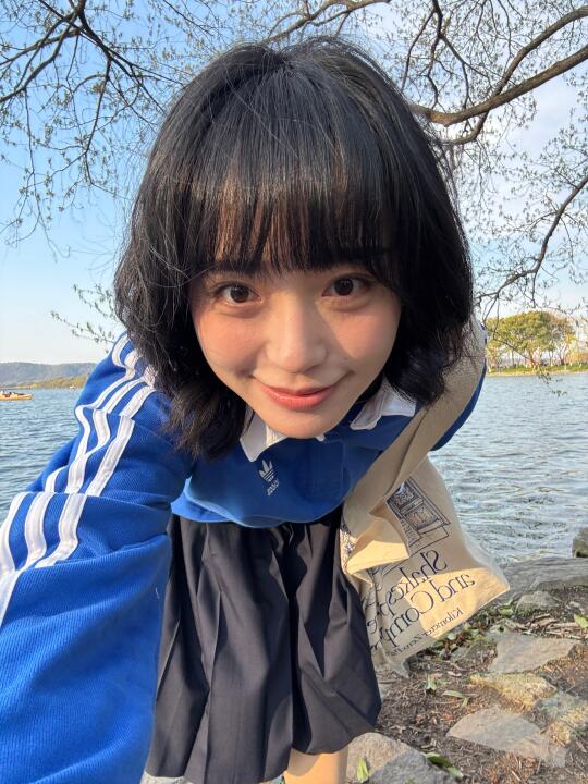 靠近她便是春天🌸
