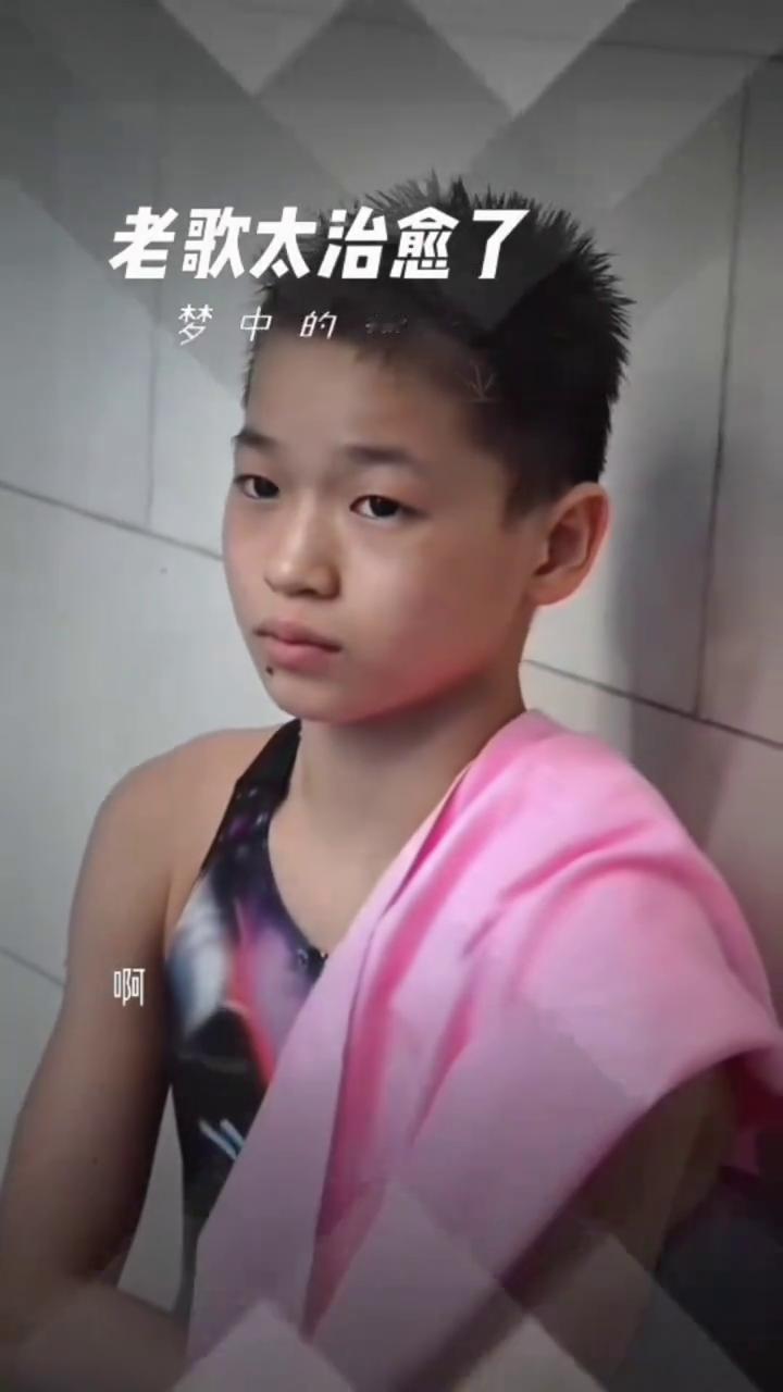 老歌太治愈了。
梦中的橄榄树经典重现。不要问我从哪里来，我的故乡在远方。为什么流