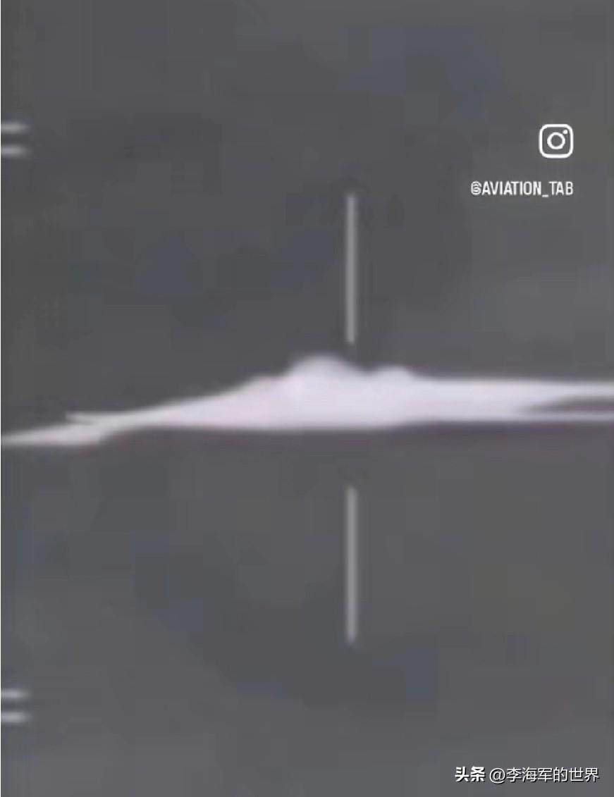 伊朗自主研制的雷达与防空系统于波斯湾上空成功探测到 B - 2 型轰炸机。

能