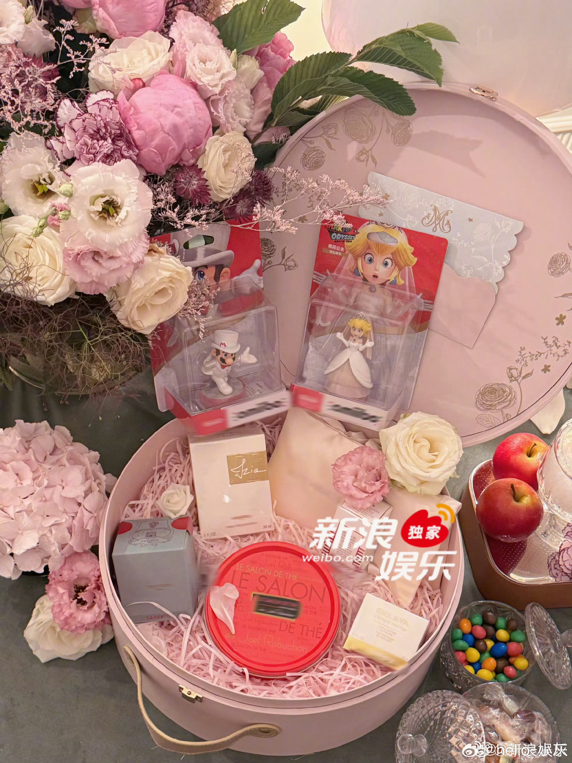 奚梦瑶何猷君婚礼伴手礼婚礼还是要有的！这个伴手礼真是得赞 