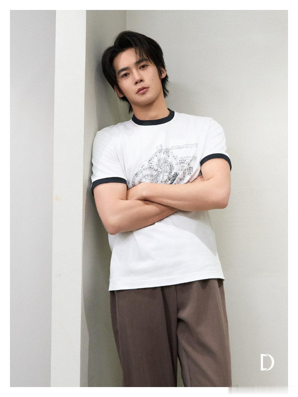 于适yosh于适适诗2026巡回演唱会DAZZLE文化代言人于适 美丽的应援帽！