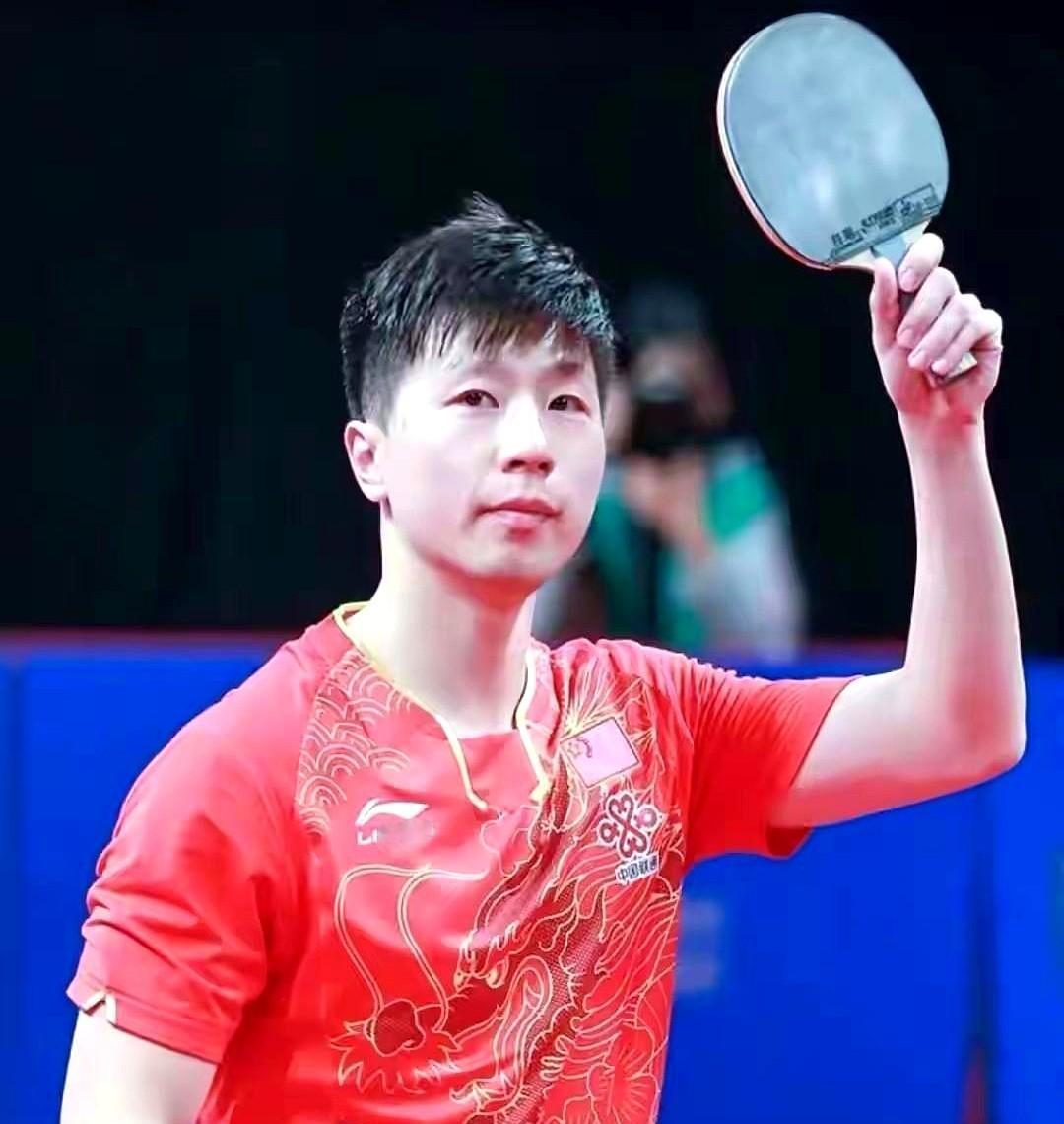 马龙赢遍全球，却输给一张空椅子。
他扫荡奥运会、世锦赛、世界杯，握紧球拍完成双圈