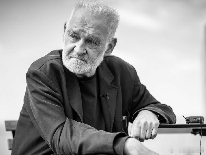 贝拉塔尔去世导演贝拉塔尔去世 据匈牙利媒体，导演贝拉·塔尔去世，享年70岁。他的