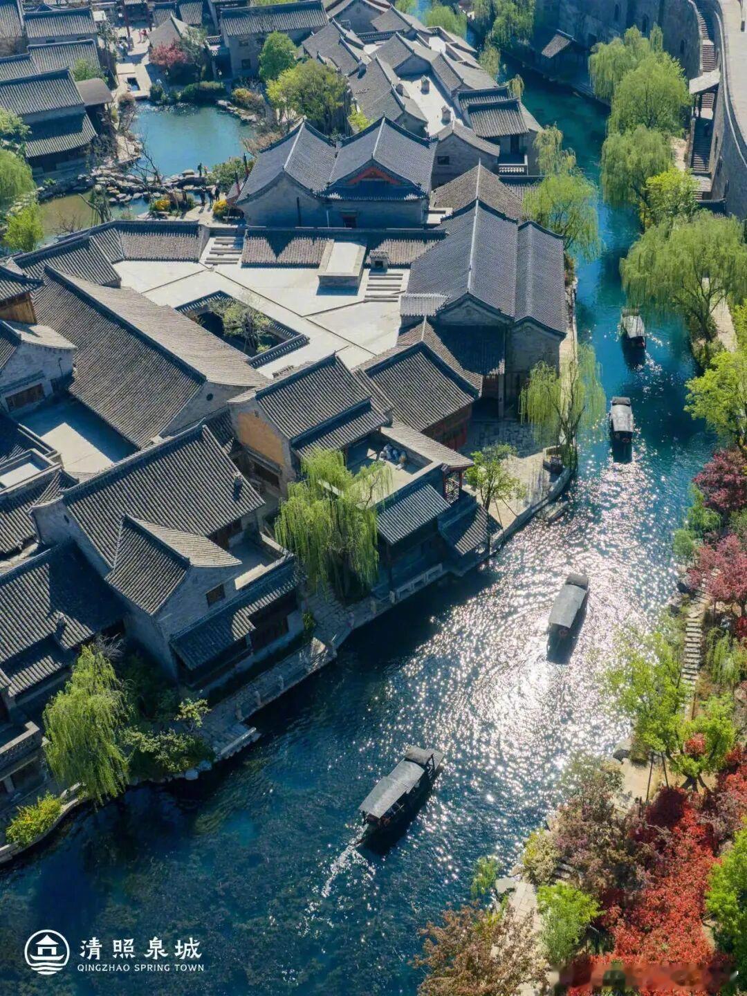 山东景区美学复兴 山东的美学，从来不是“复兴”，而是一直都在。在鹊华烟雨的淡墨里