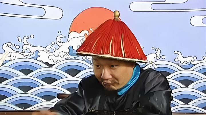 在康熙眼中，这人不是好官，但在江南百姓心中，他被视为再生父母
康熙年间，有这么一