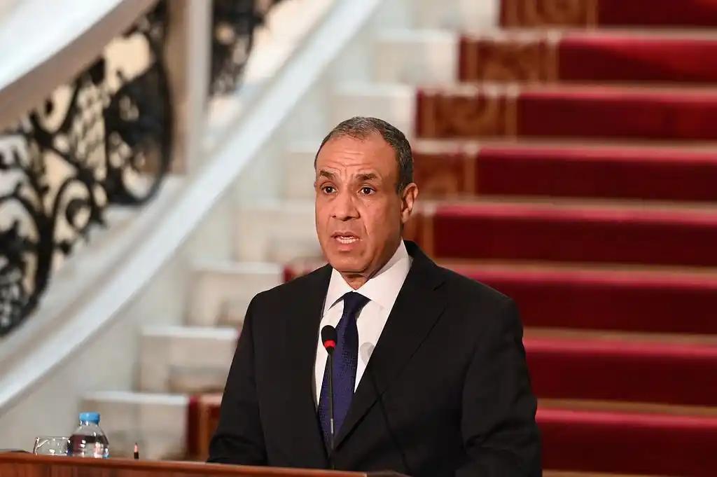 3月23日埃及外长阿卜杜勒阿提紧急出手，主动扛起调停大旗，一口气拨通8通跨国电话