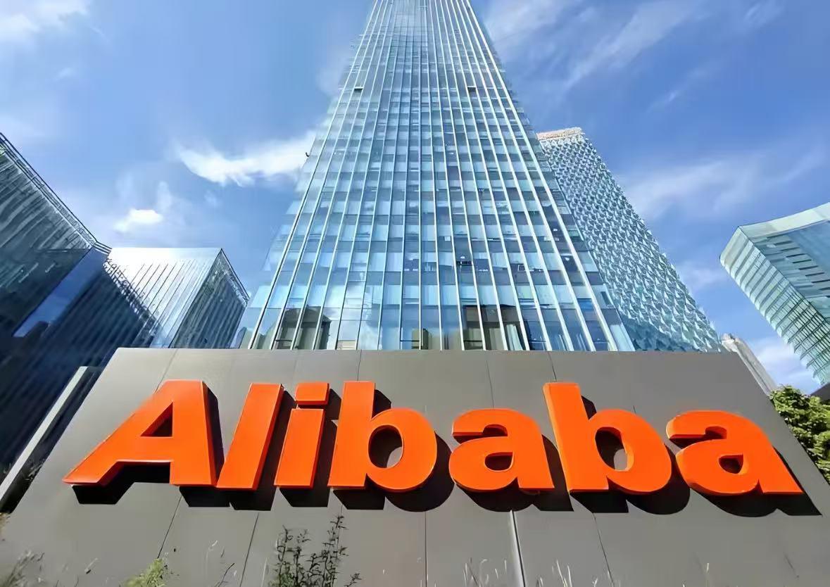阿里将全面禁用Claude Code，自研代码AI取而代之
海外AI编程工具安全