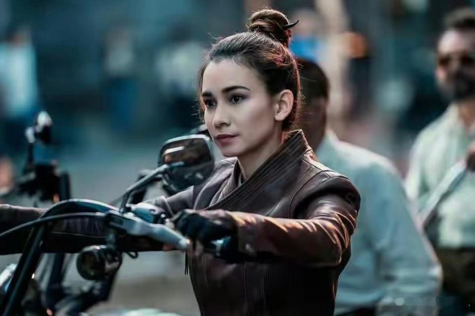 妻子的浪漫旅行电影寻龙诀觅踪从妻子的浪漫旅行就很喜欢卢靖姗，温柔又独立，学历还高