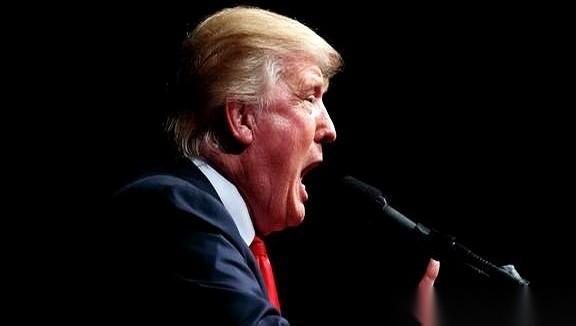 特朗普准备动手，电话打了一圈，结果发现身后一个人都没有。
法国、英国、西班牙，这