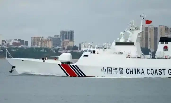 首次突破！大陆公务船直抵太平岛，台当局慌了，而台湾网友的反应却亮了 
 
南海传