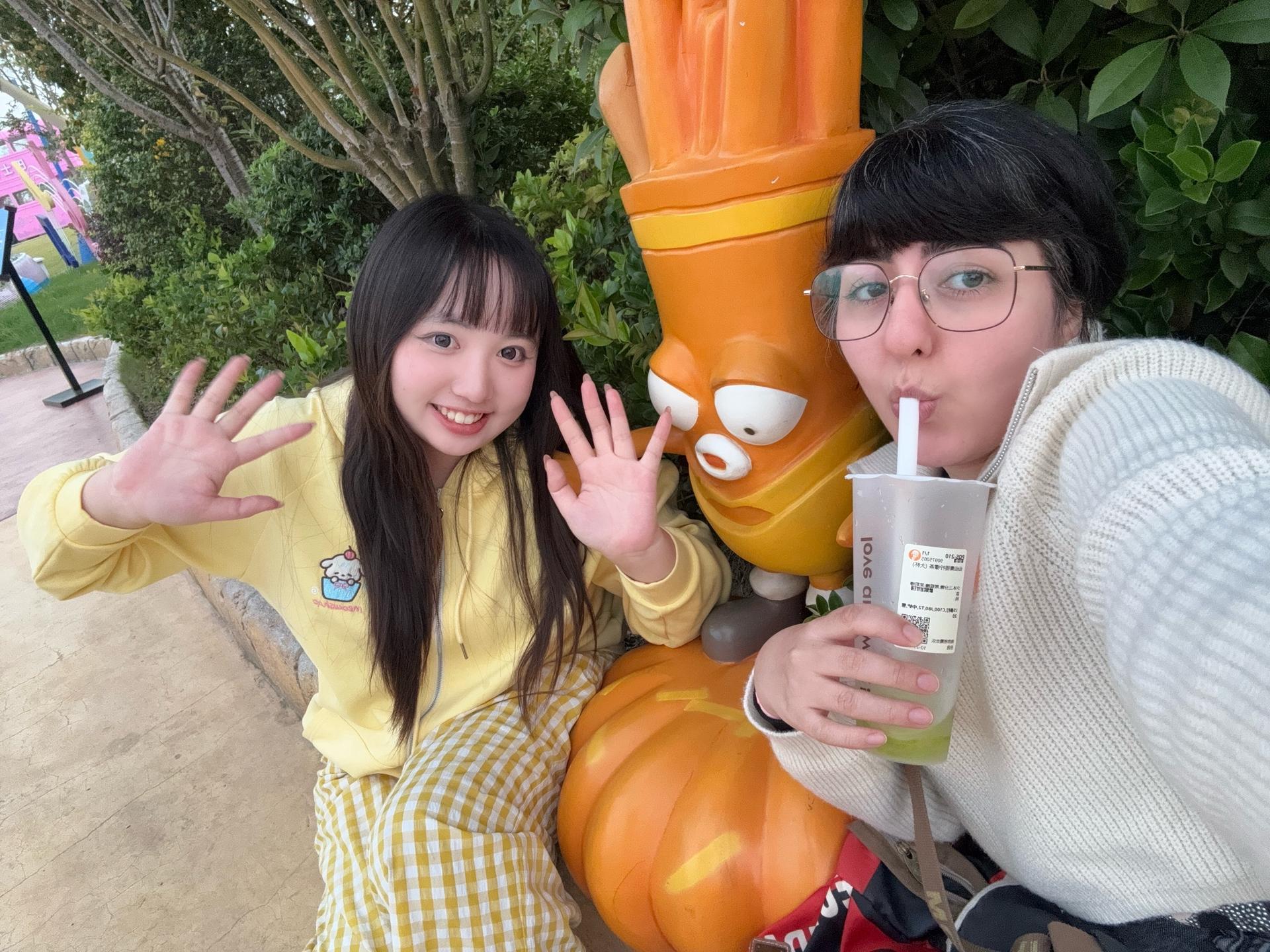 我的人生座右铭：什么？你说我照片p得过分？ 我想在这个虚拟的网络上保护...