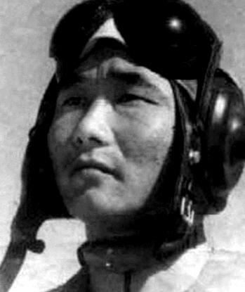 1965年，飞行员高长吉无视毛主席禁令，直接击落一架闯入我国的敌方侦察机 ，谁料